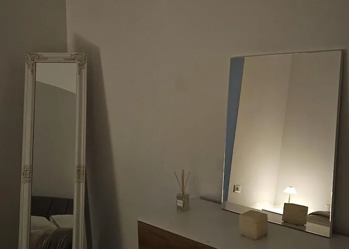 公寓 Cozy In The Center Of *